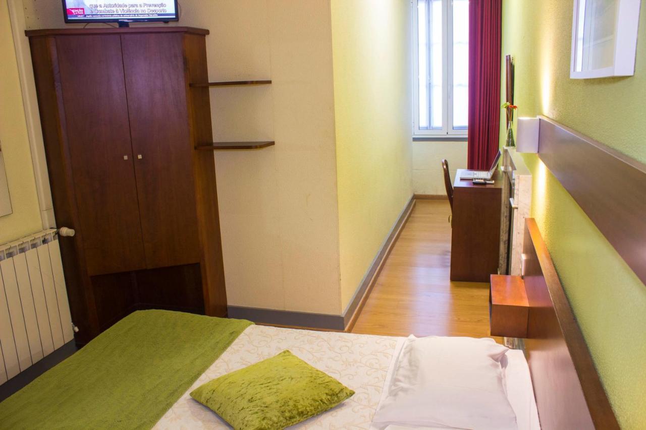 Hotel Estoril Porto Luaran gambar