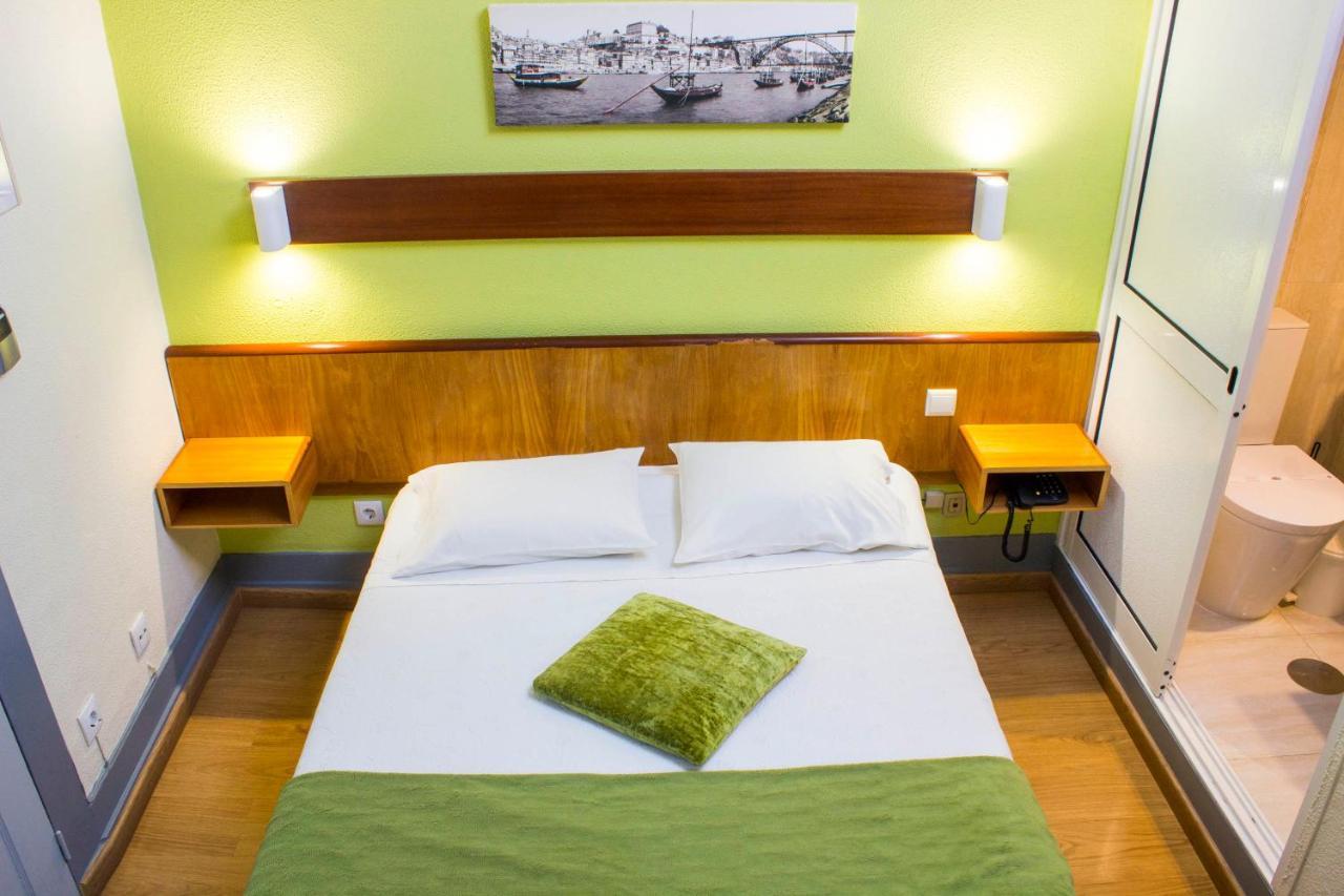 Hotel Estoril Porto Luaran gambar