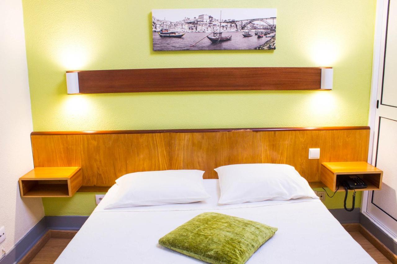 Hotel Estoril Porto Luaran gambar